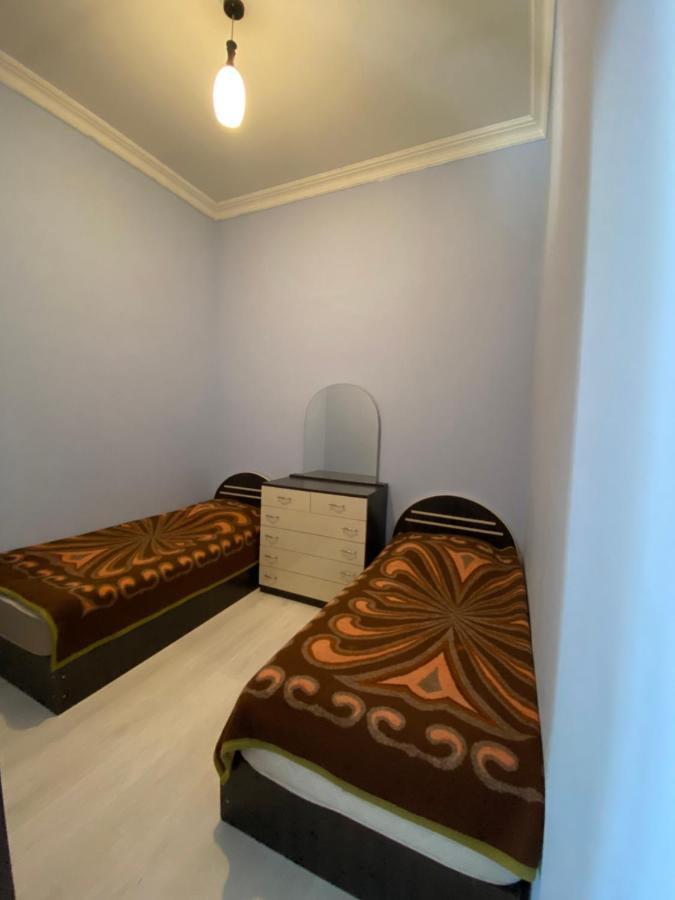 Apartment On Luka Asatiani 2 Batumi Bagian luar foto