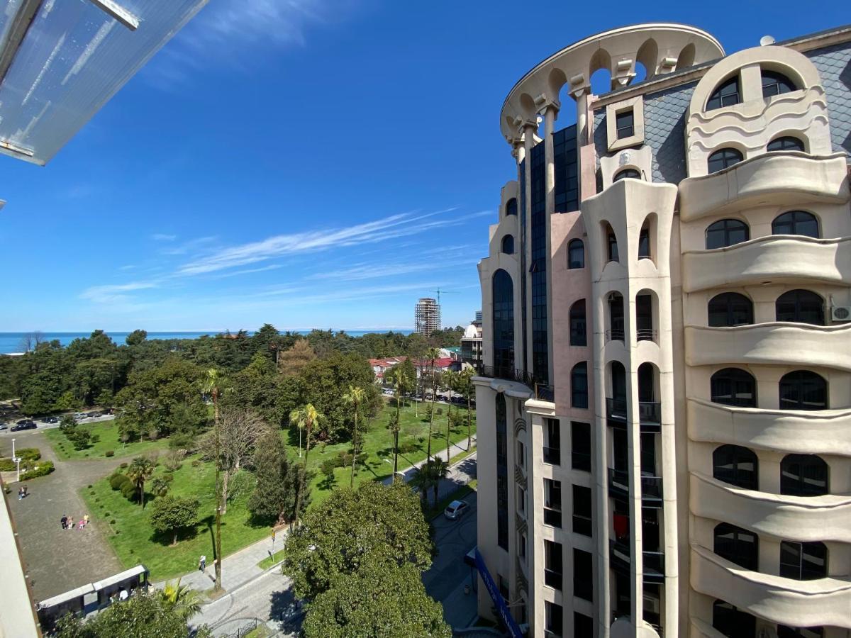 Apartment On Luka Asatiani 2 Batumi Bagian luar foto