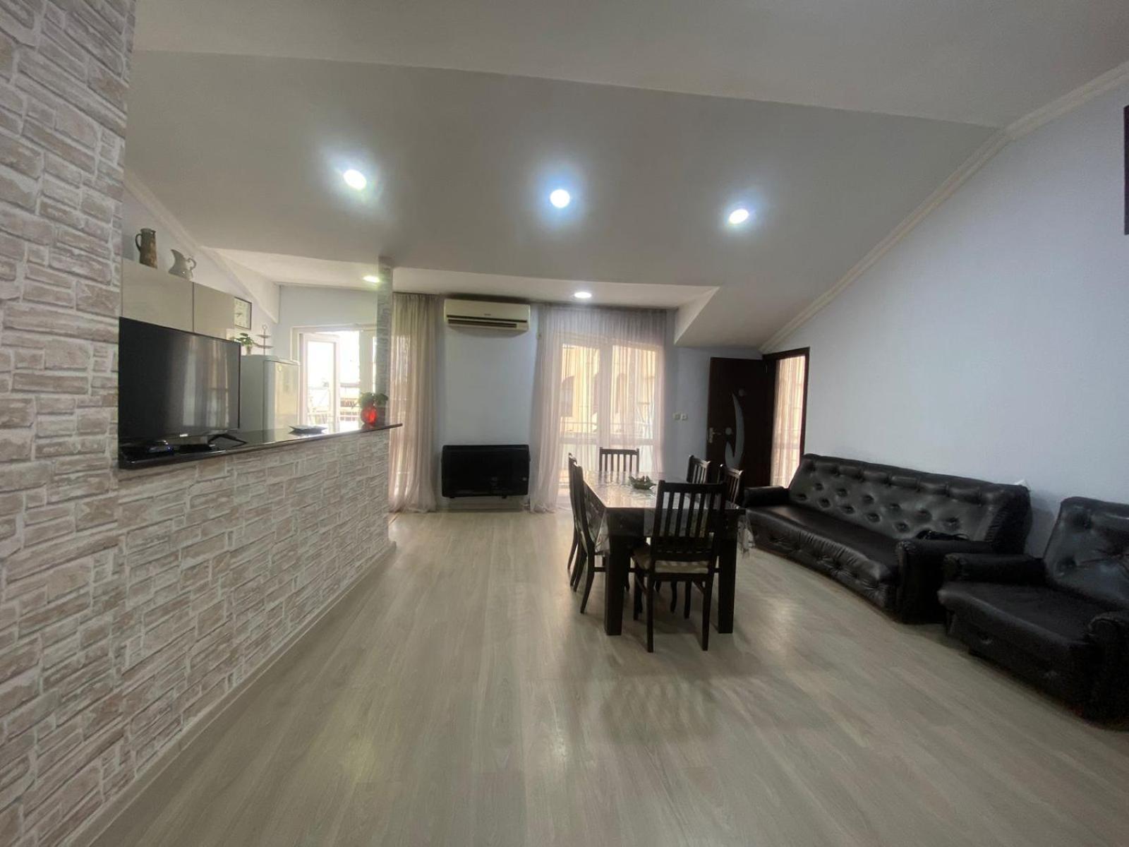 Apartment On Luka Asatiani 2 Batumi Bagian luar foto